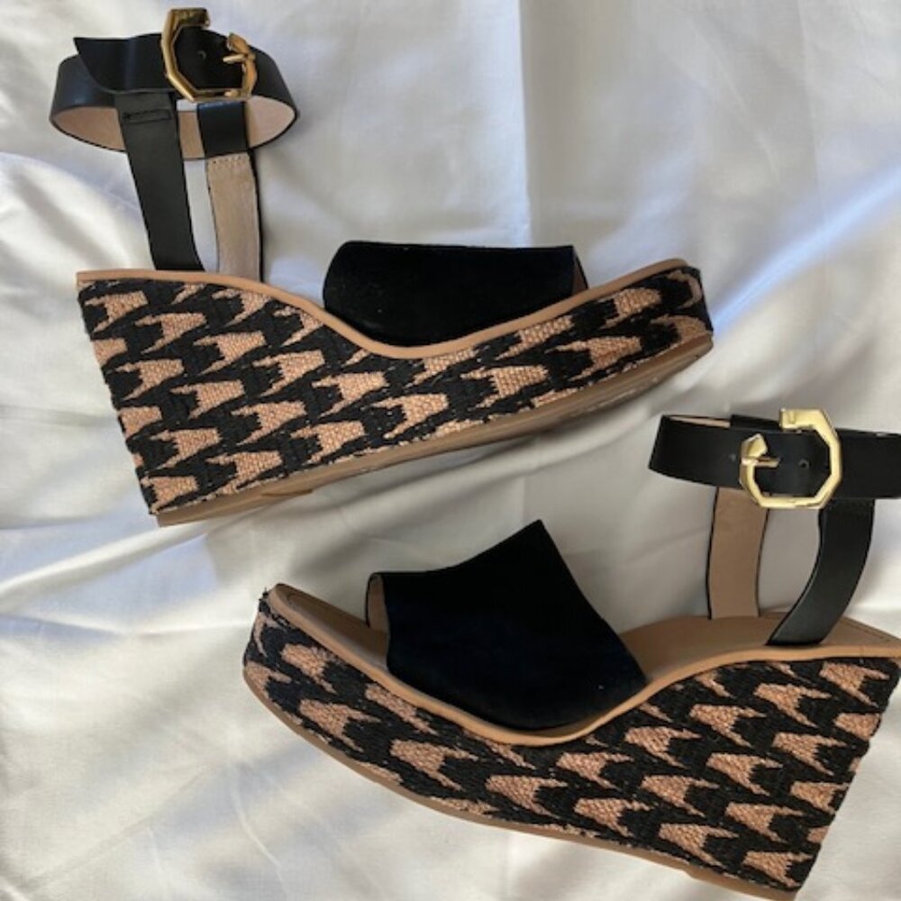 Louise et Cie wedge sandals size 7.5